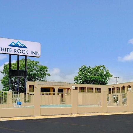 White Rock Inn San Marcos Exteriör bild